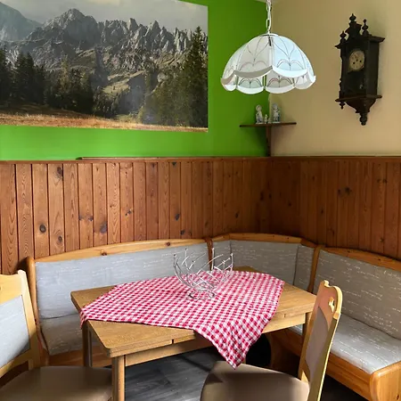 Haus Am Berg Apartmán