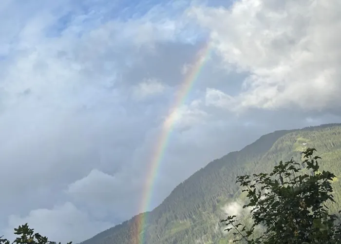 Haus Am Berg Апартаменты *